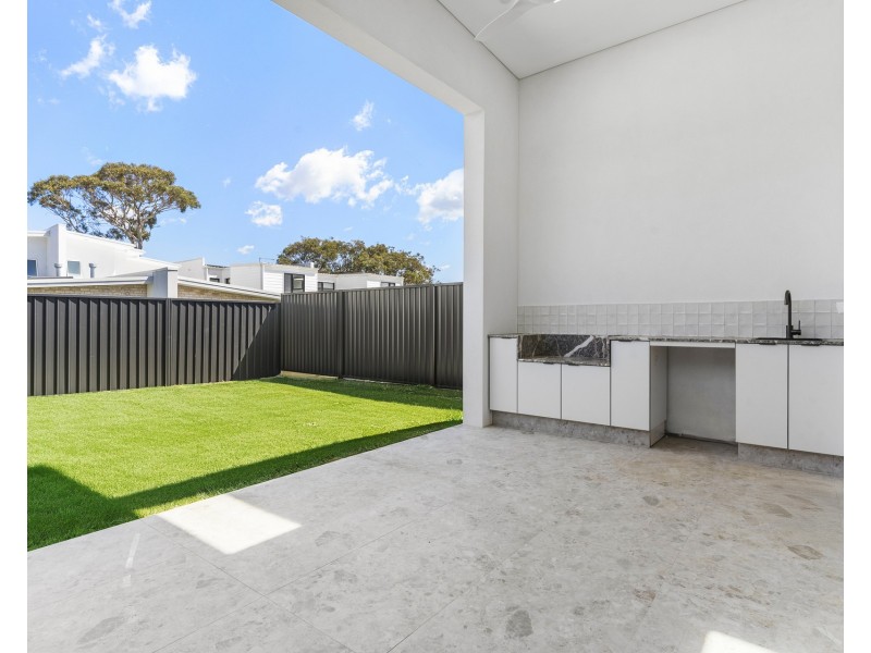 37b Vista Street, Caringbah South NSW 2229