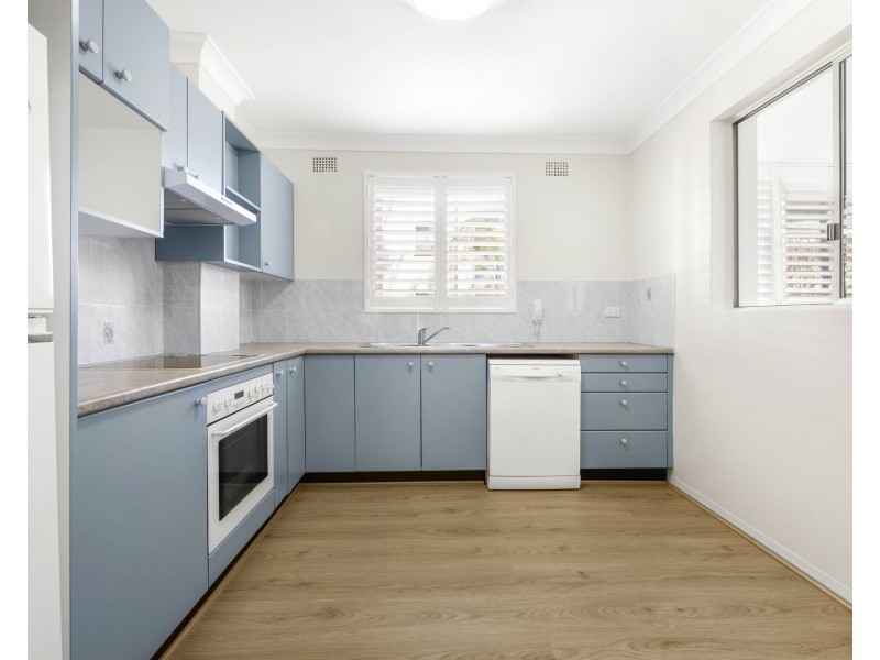 2/28 Port Hacking Road, Sylvania NSW 2224