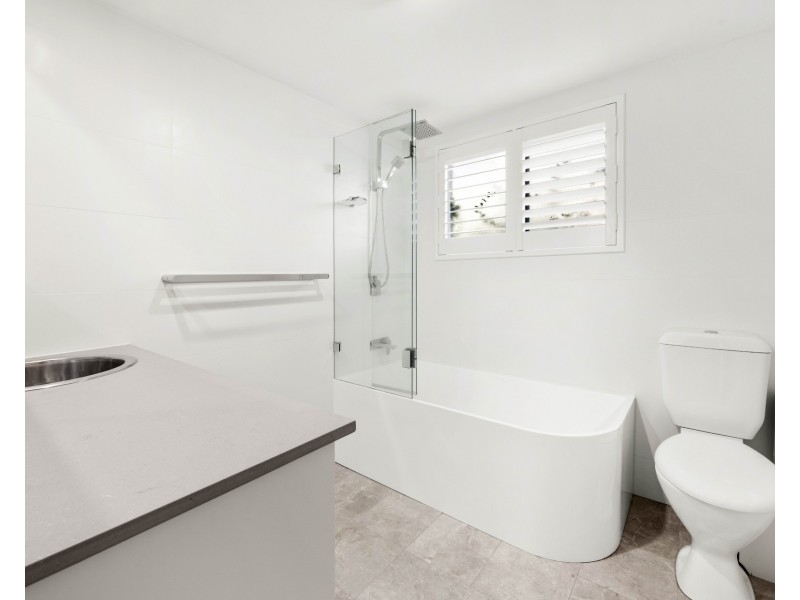 2/28 Port Hacking Road, Sylvania NSW 2224