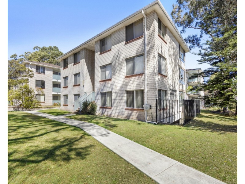 2/28 Port Hacking Road, Sylvania NSW 2224