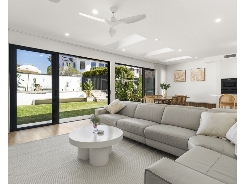 279 Gymea Bay Road, Gymea Bay NSW 2227