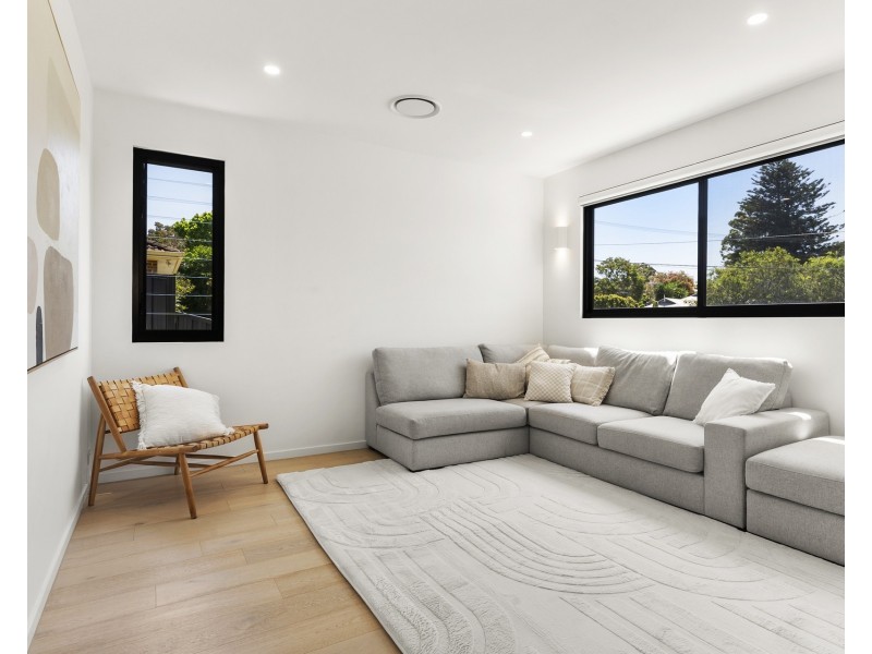 279 Gymea Bay Road, Gymea Bay NSW 2227