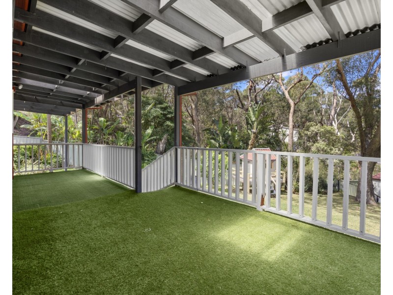 5 Warrangaree Drive, Woronora Heights NSW 2233