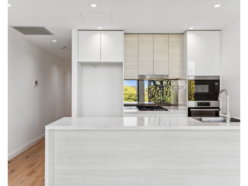 301/134 Linden Street, Sutherland NSW 2232