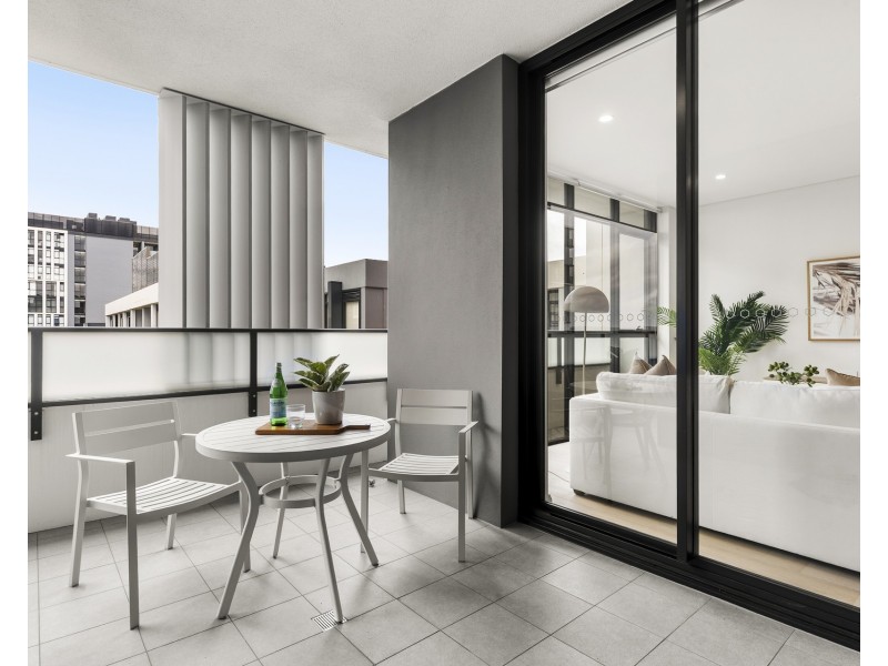 715/10 Village Place, Kirrawee NSW 2232