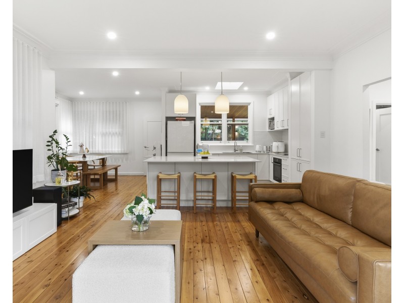 4 Nyinya Avenue, Gymea NSW 2227