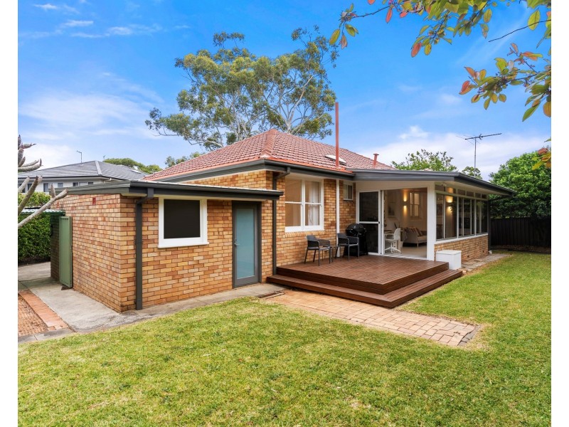 4 Nyinya Avenue, Gymea NSW 2227