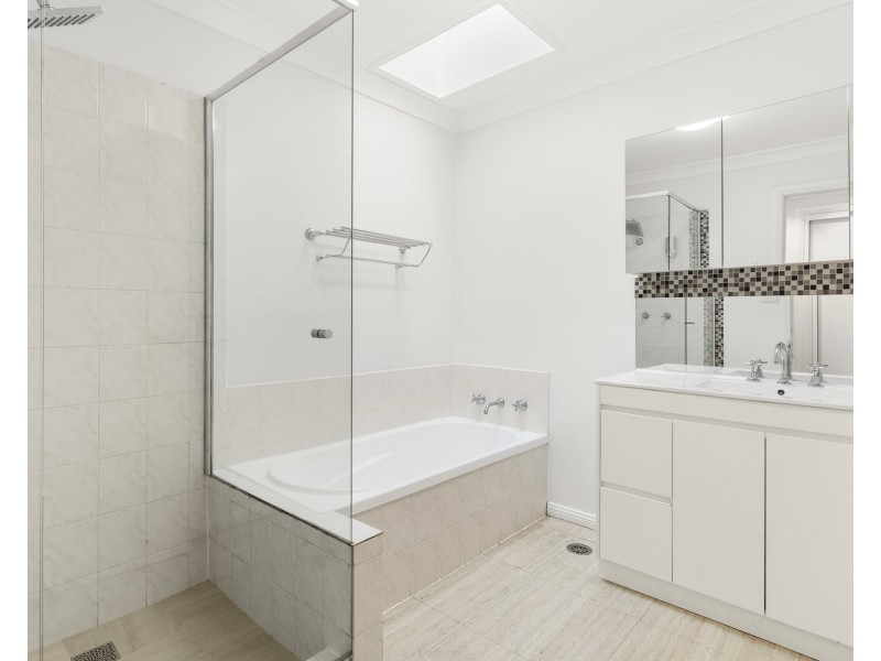 3/37 Glencoe Street, Sutherland NSW 2232