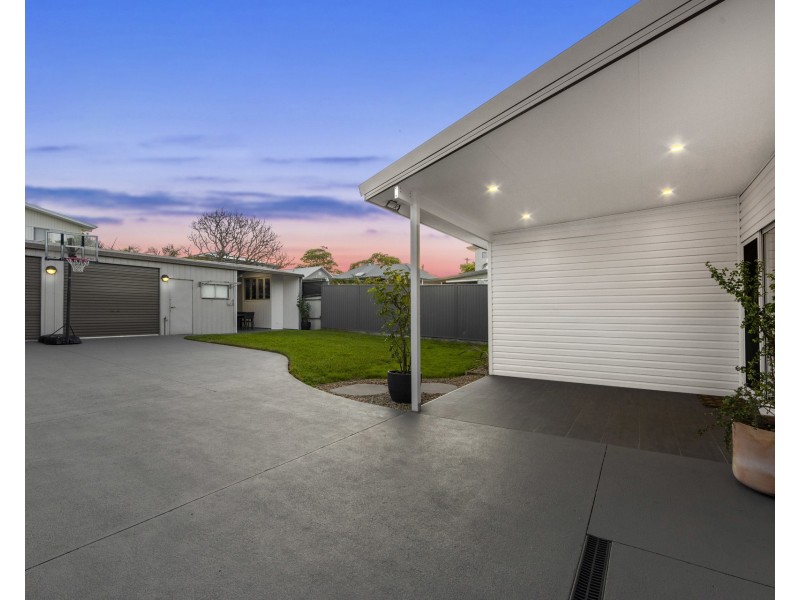 56 Raleigh Avenue, Caringbah NSW 2229