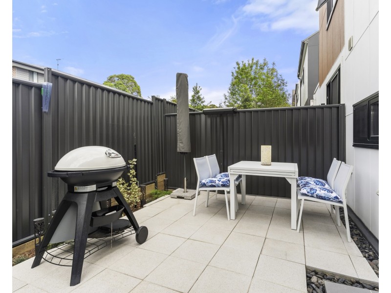 5/6 Durbar Avenue, Kirrawee NSW 2232