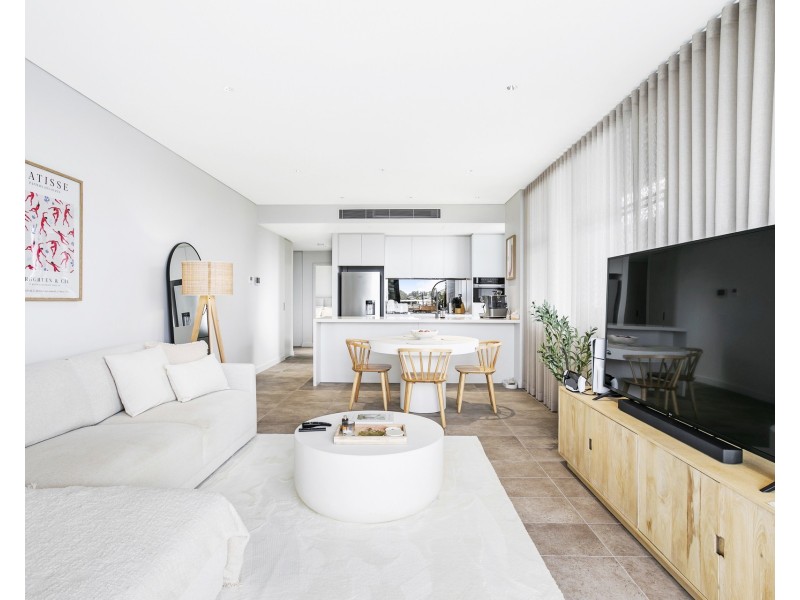 408/4 Fordham Way, Oran Park NSW 2570