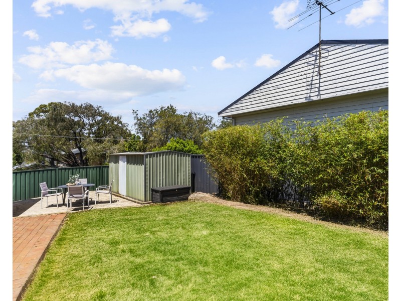 111 Bunarba Road, Gymea Bay NSW 2227