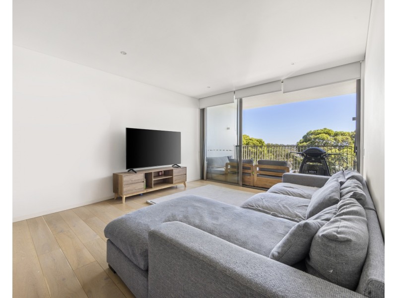 AA404/6 University Road, Miranda NSW 2228