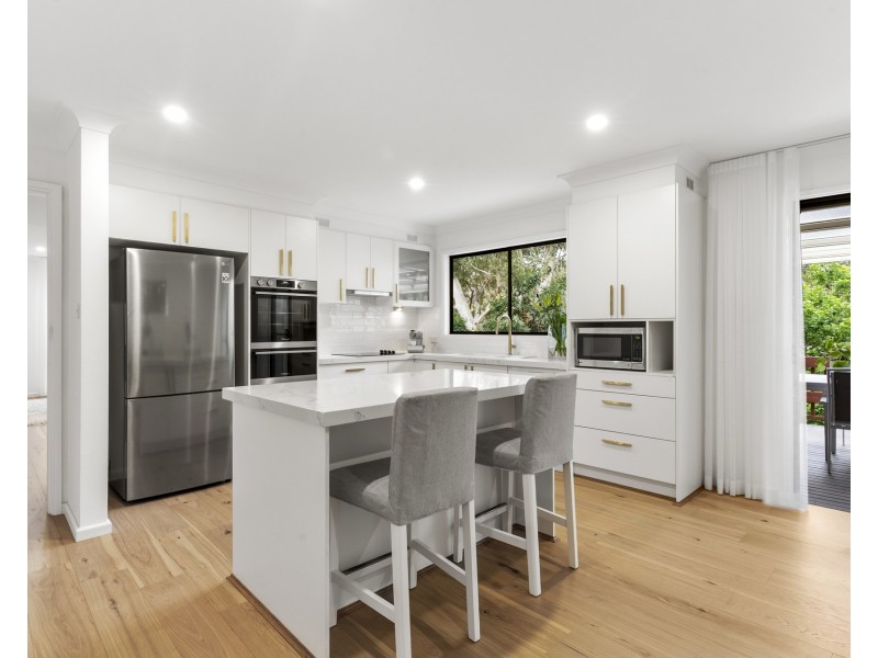 10 Kimberley Place, Gymea Bay NSW 2227