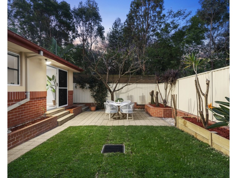 1/186 Oak Road, Kirrawee NSW 2232
