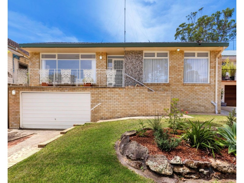 5 Amitaf Avenue, Caringbah South NSW 2229