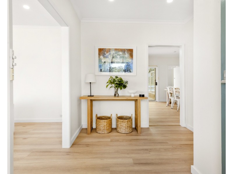 5 Amitaf Avenue, Caringbah South NSW 2229