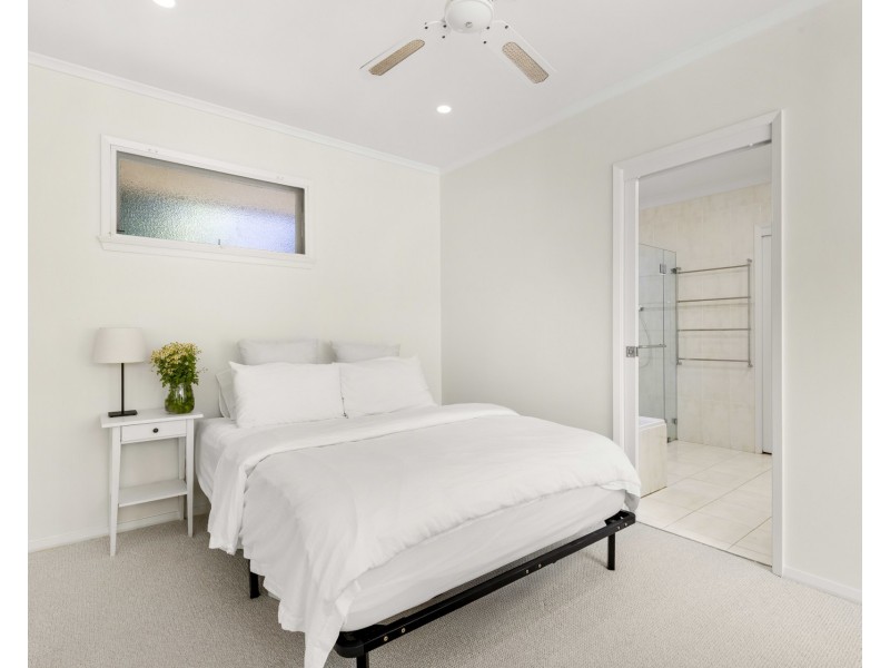 5 Amitaf Avenue, Caringbah South NSW 2229