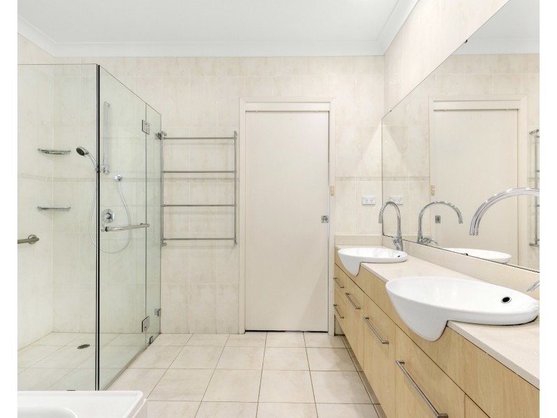 5 Amitaf Avenue, Caringbah South NSW 2229