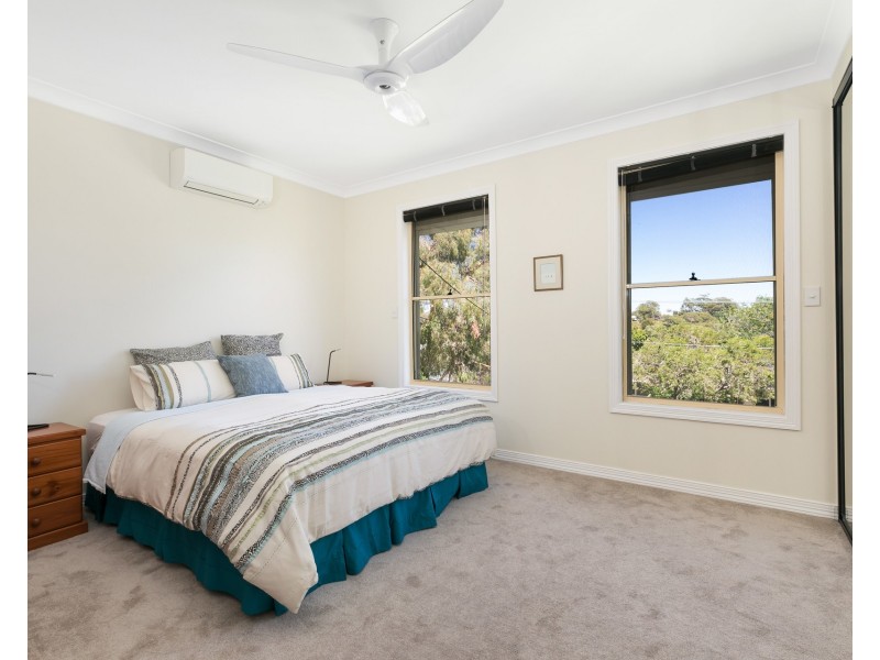 16 Gillham Avenue, Caringbah South NSW 2229