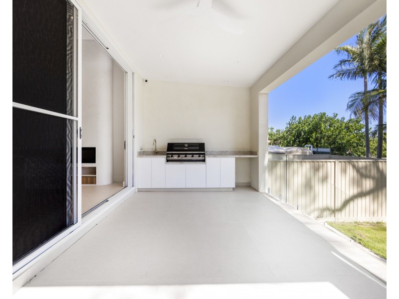 36b Easton Avenue, Sylvania NSW 2224