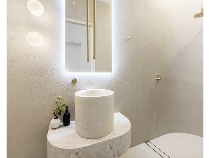 36b Easton Avenue, Sylvania NSW 2224