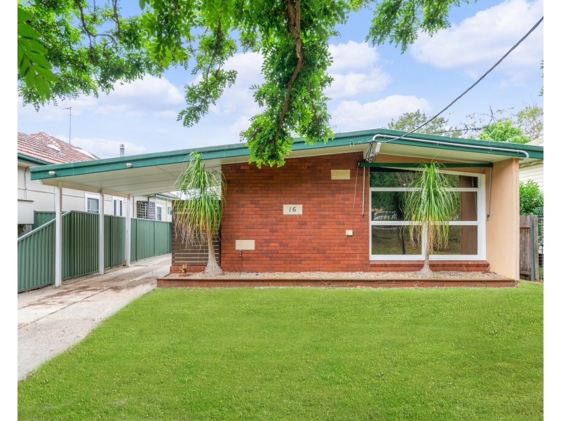 16 Tamar Street, Sutherland NSW 2232