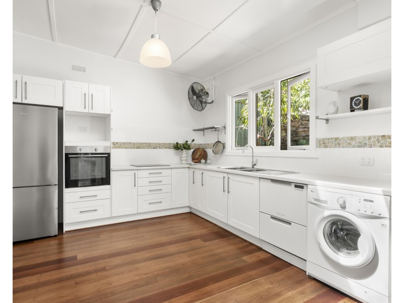 4 Ellesmere Road, Gymea Bay NSW 2227