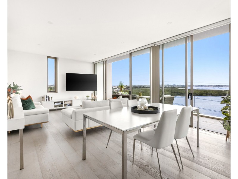 702/3 Dune Walk, Woolooware NSW 2230