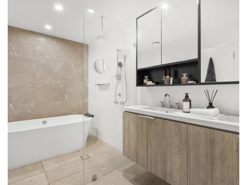 702/3 Dune Walk, Woolooware NSW 2230