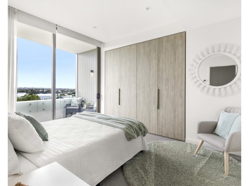 702/3 Dune Walk, Woolooware NSW 2230