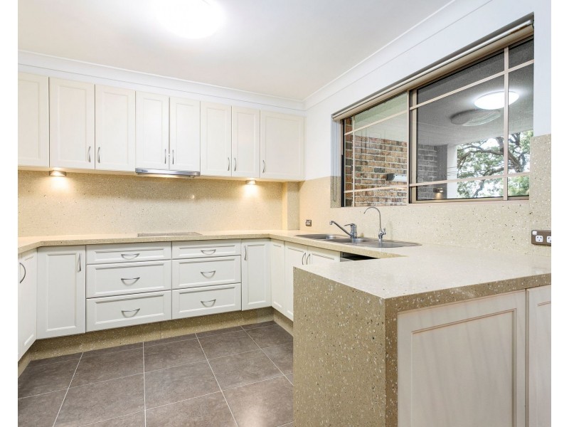 10/73-75 Flora Street, Kirrawee NSW 2232