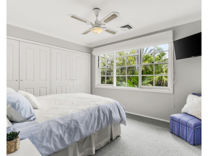 23 Wayne Avenue, Lugarno NSW 2210