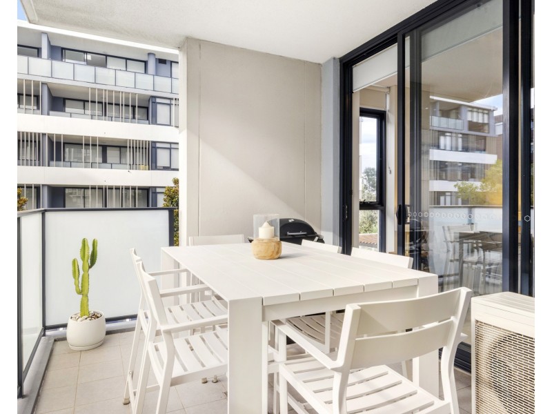 202/2 Kiln Road, Kirrawee NSW 2232