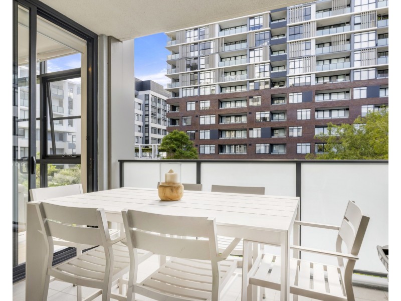 202/2 Kiln Road, Kirrawee NSW 2232