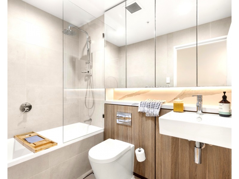 202/2 Kiln Road, Kirrawee NSW 2232