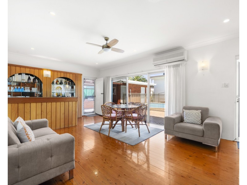 16 Pacific Street, Caringbah South NSW 2229