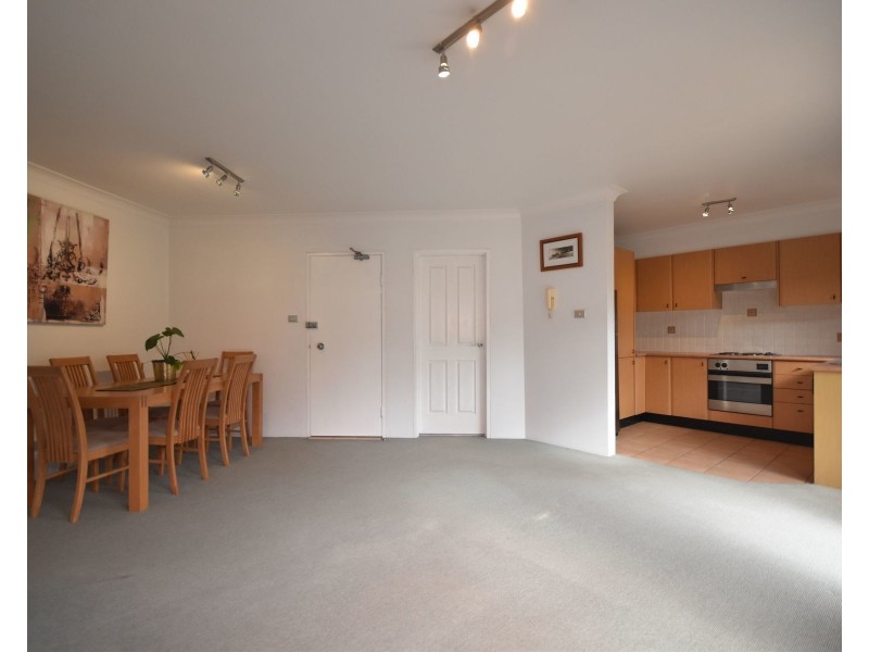 2/1 Trickett Road, Woolooware NSW 2230