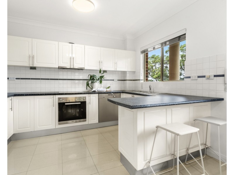 13/91-93 Acacia Road, Kirrawee NSW 2232