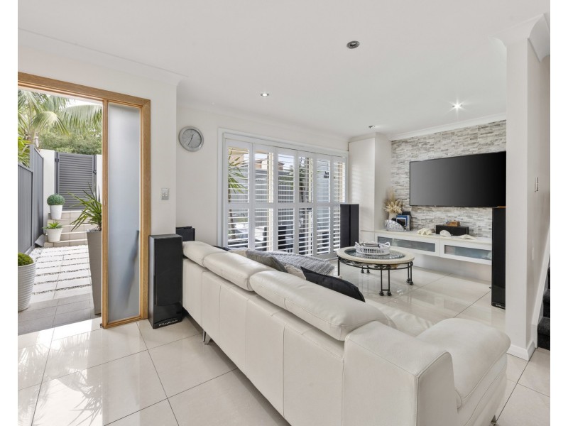 2/395 Port Hacking Road, Caringbah NSW 2229