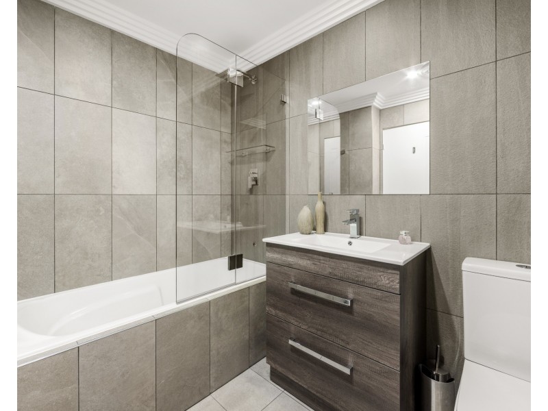 2/395 Port Hacking Road, Caringbah NSW 2229