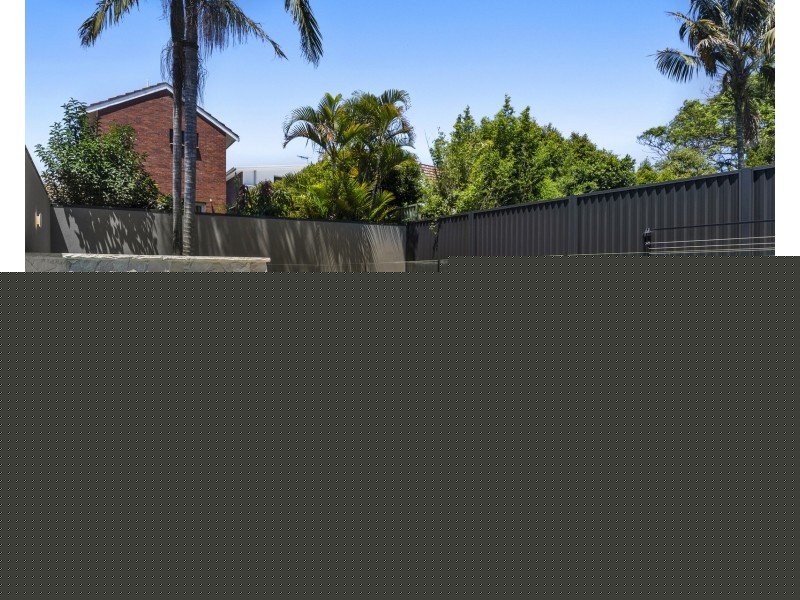 4b Rocklea Crescent, Sylvania NSW 2224