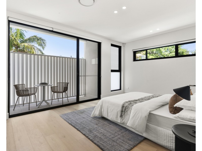 4b Rocklea Crescent, Sylvania NSW 2224