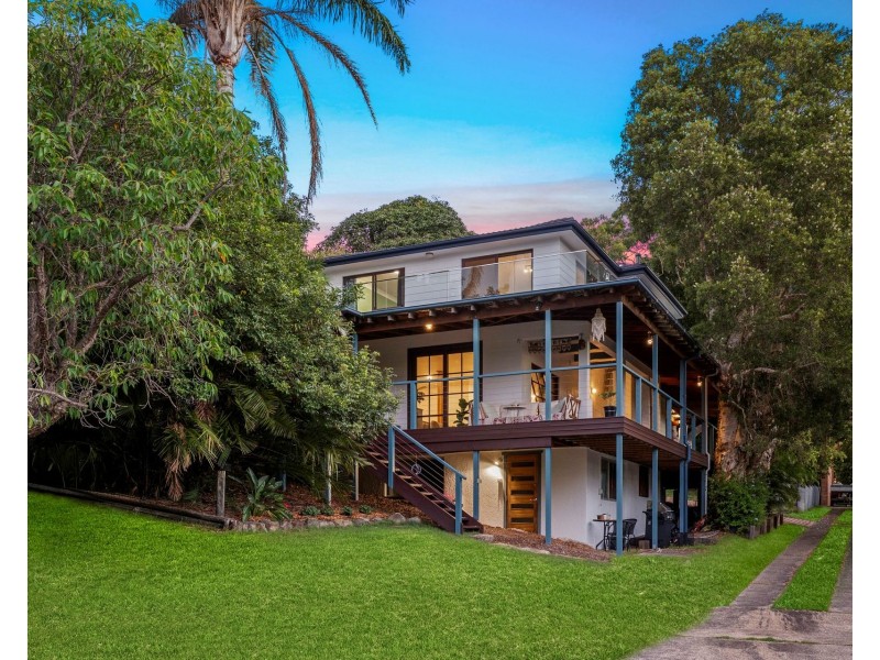 10 Baker Street, Bundeena NSW 2230