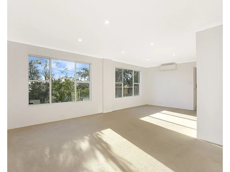 1/27 Bunbury Avenue, Sutherland NSW 2232