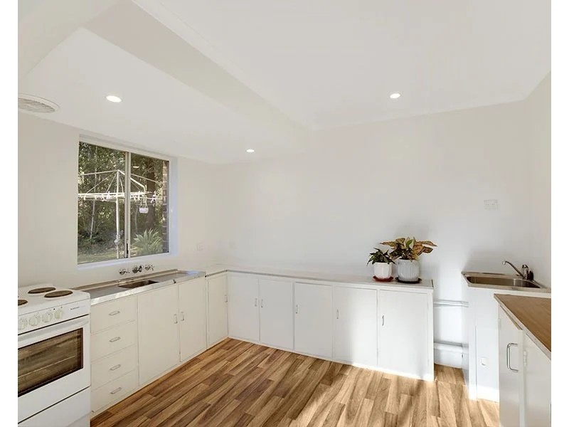 1/27 Bunbury Avenue, Sutherland NSW 2232