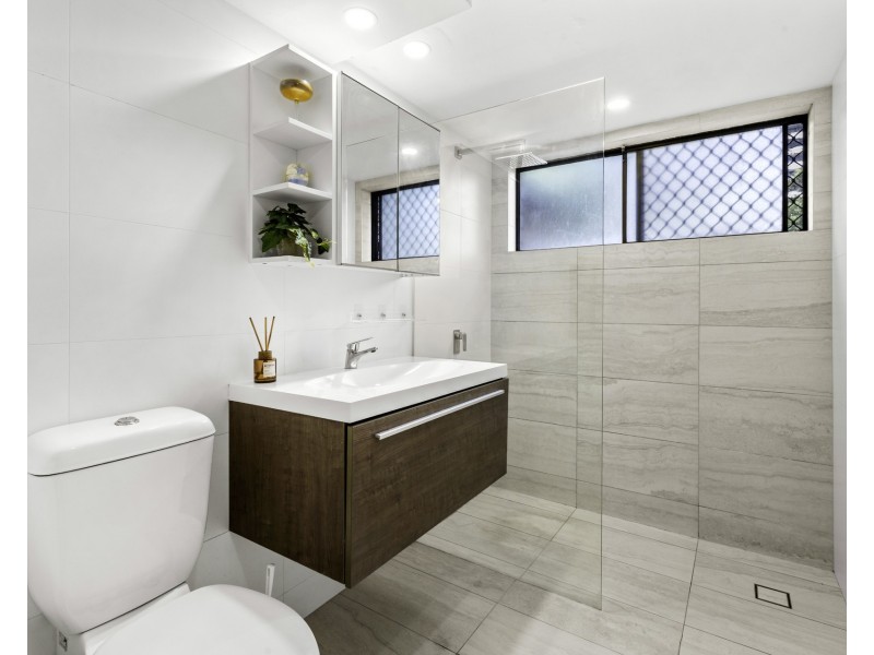 38/125 Oak Road, Kirrawee NSW 2232