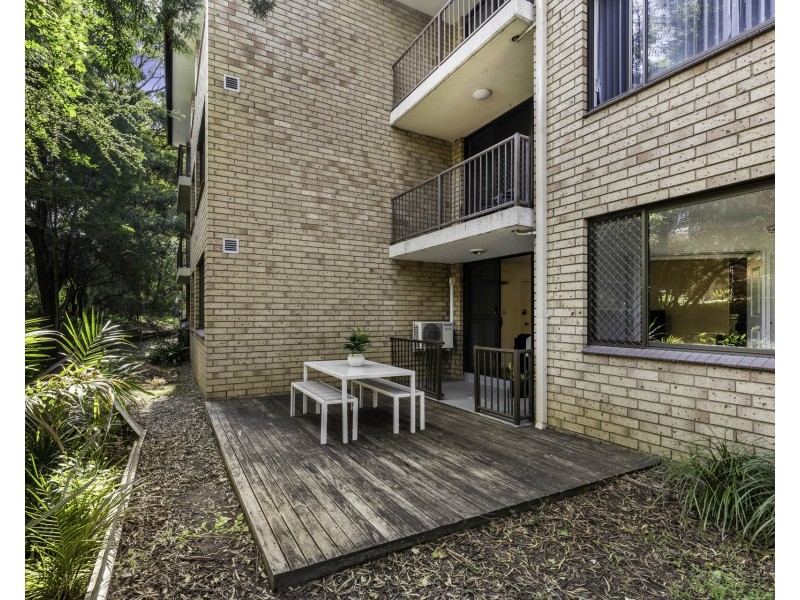 38/125 Oak Road, Kirrawee NSW 2232