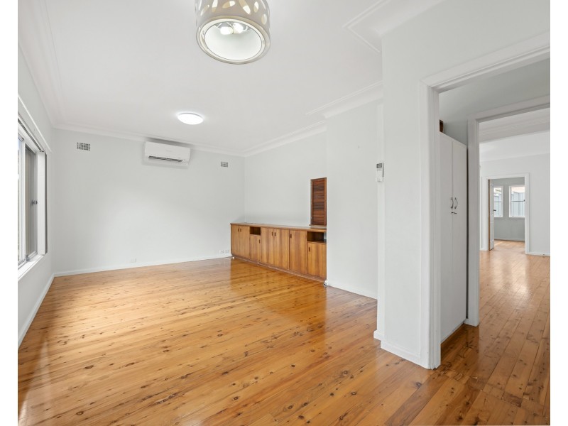 4 Chipilly Avenue, Engadine NSW 2233