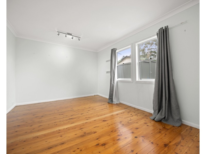 4 Chipilly Avenue, Engadine NSW 2233